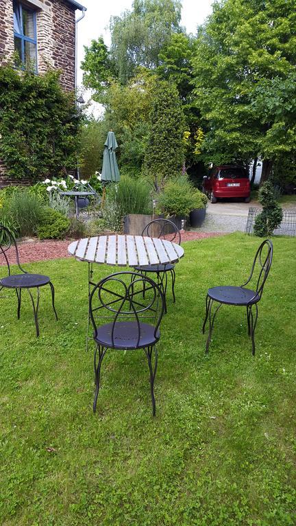 Bed and Breakfast La Gentilhommiere Chantepie Exterior foto
